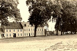 Dobiegniew -- Am Marktplatz um 1956