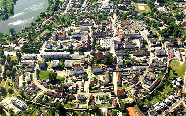 Friedeberg -- Luftaufnahme von um 2000