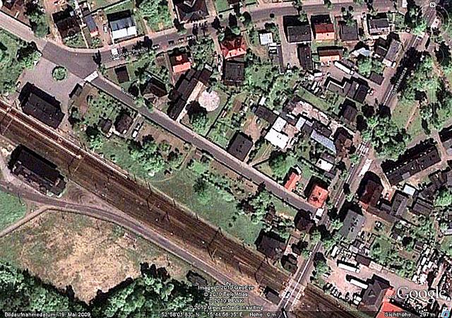 Dobiegniew -- Satelliten-Foto vom Bahnhofsviertel im Mai 2009