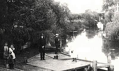 Am Woldenberger Flie&szlig;