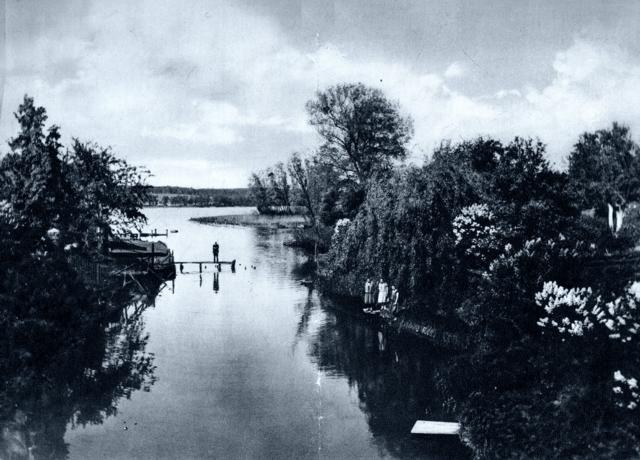 Woldenberg/Nm -- Abflu&szlig; des Mehrenthiner Flie&szlig;es aus dem Gro&szlig;en See um 1930