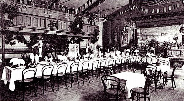 Woldenberg/Nm -- Theatersaal von Ziebarth